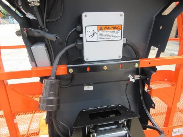2025 JLG 460SJ-23