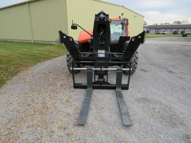2025 JLG 1055-7
