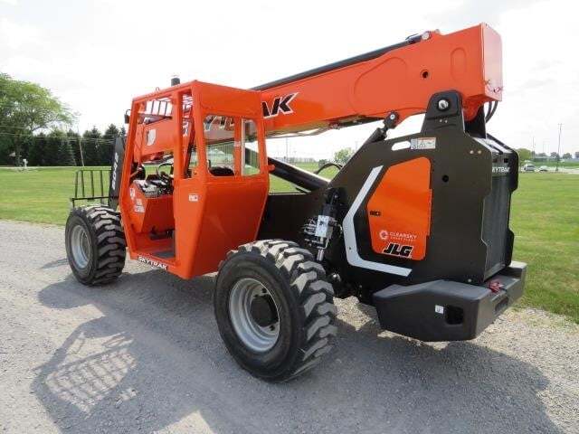 2025 SkyTrak 6042-2