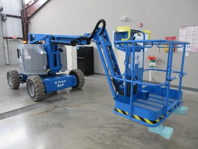 2025 Genie Z-34/22 IC-6