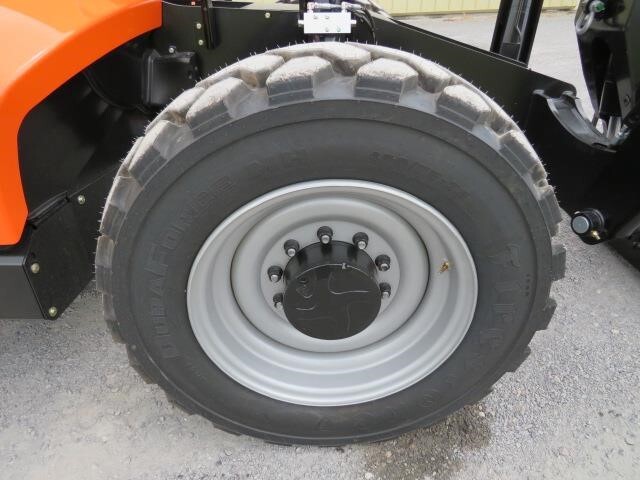 2025 JLG 1055-11