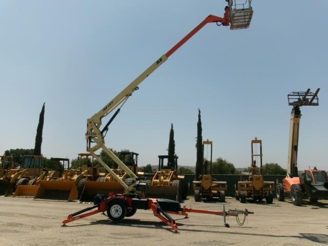 2018 JLG T350-23