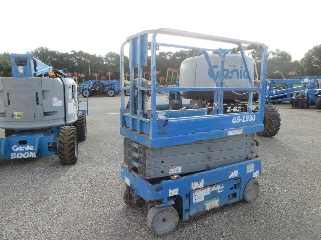 2019 Genie GS-1930