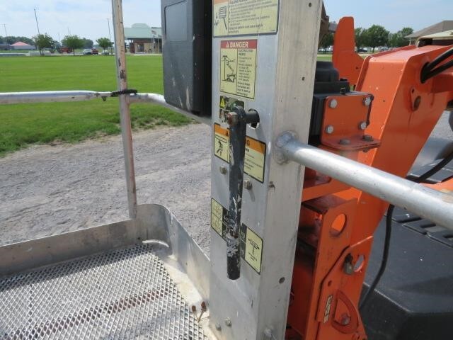 2018 JLG T350-14