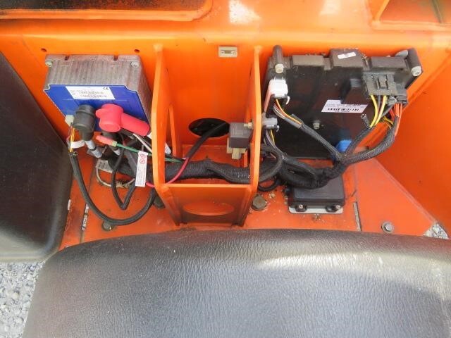 2018 JLG T350-16