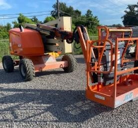 2017 JLG 450AJ-2