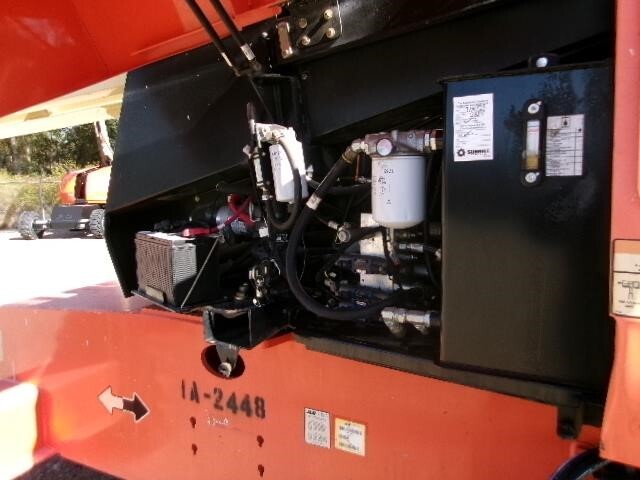 2016 JLG 660SJ-19