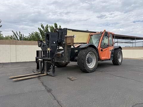 2017 JLG 1255-2