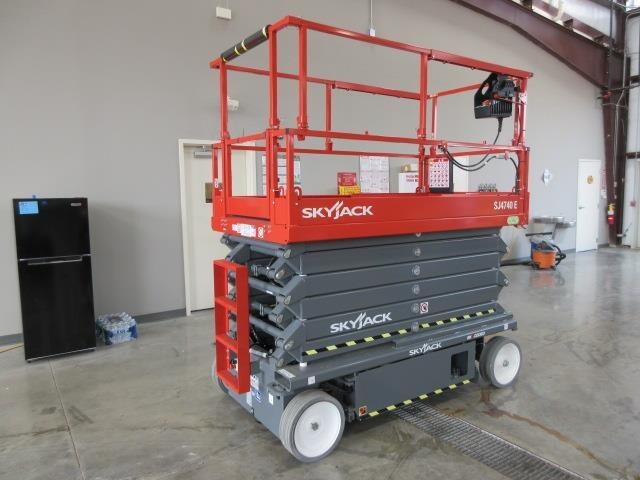 2026 Skyjack SJ4740E-4