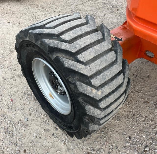 2017 JLG 450AJ-10