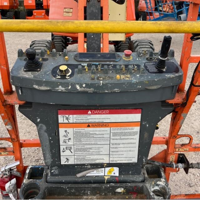 2017 JLG 450AJ-15