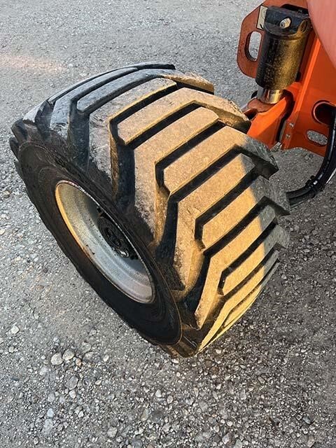 2017 JLG 450AJ-8