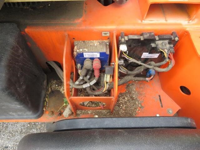 2018 JLG T500J-19