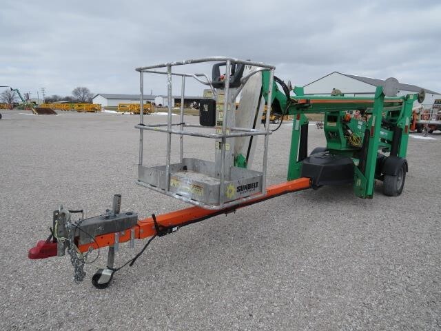 2016 JLG T500J-8