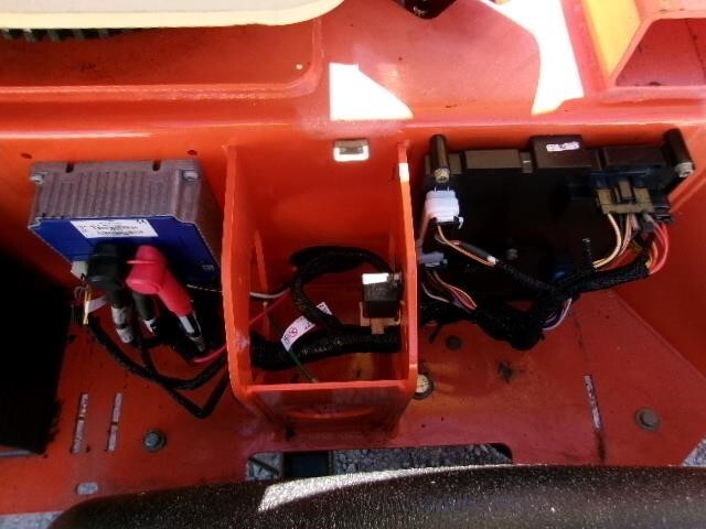 2018 JLG T350-17