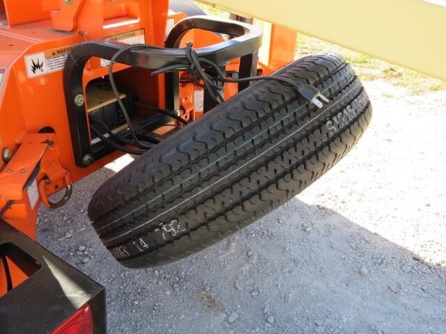 2018 JLG T350-13