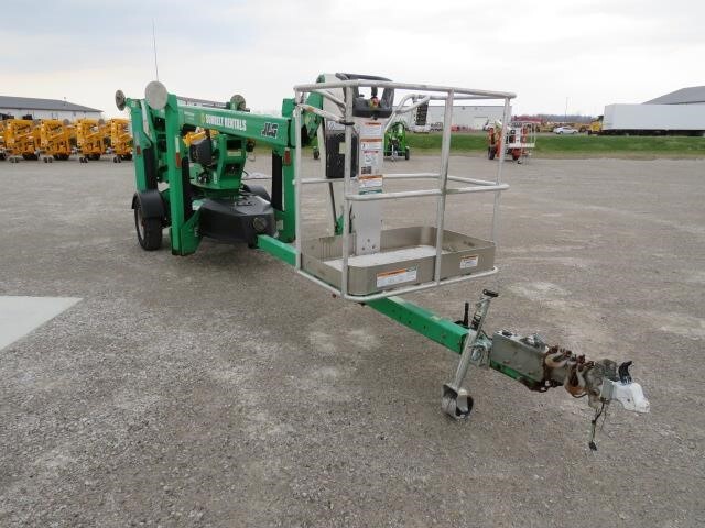 2017 JLG T500J-4