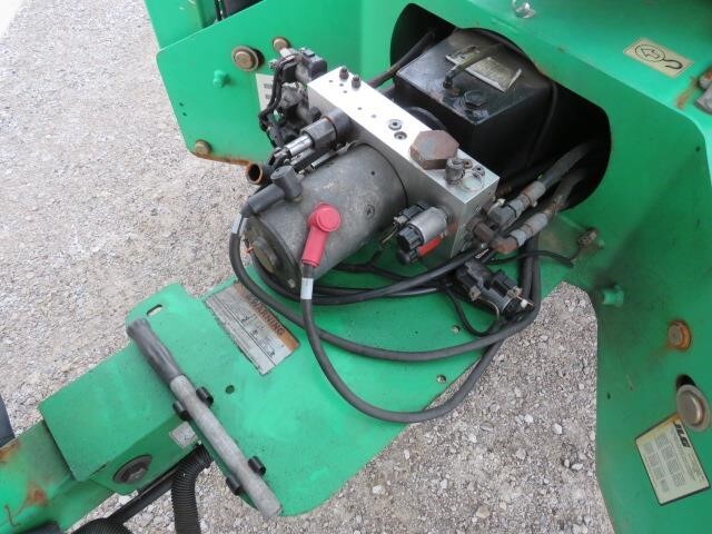 2017 JLG T500J-14