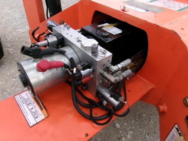 2018 JLG T350-19