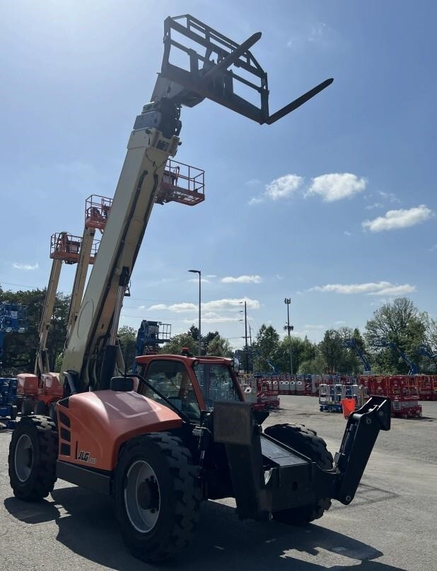 2020 JLG 1055-6