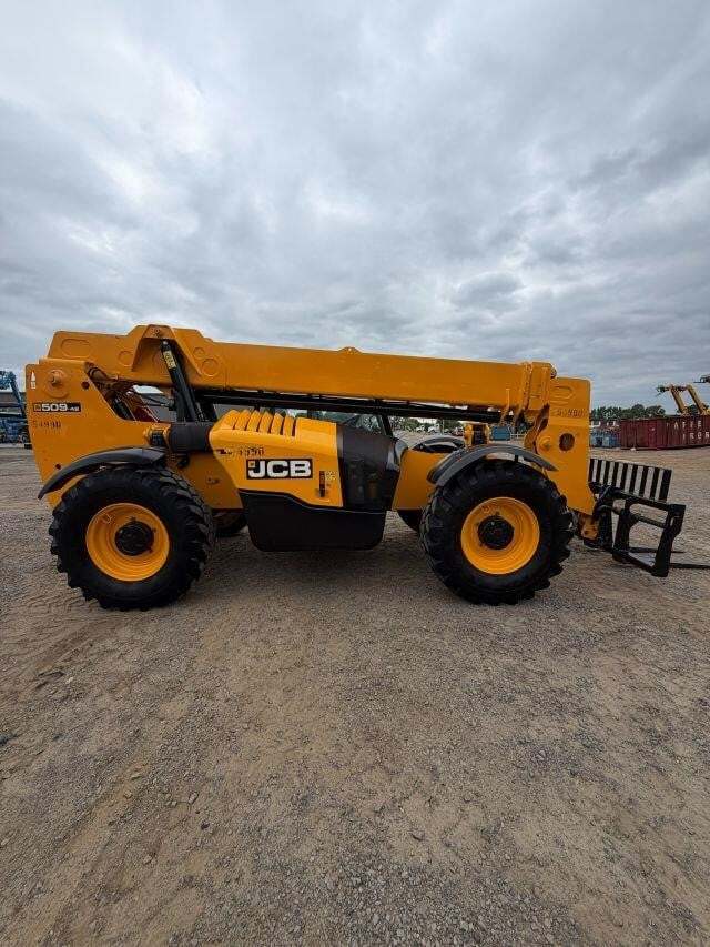 2019 JCB 509-42-6