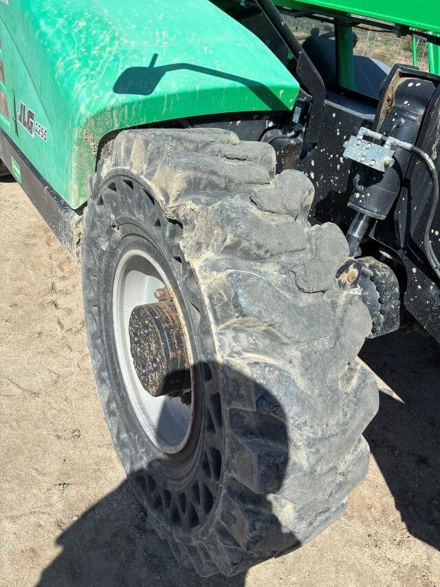 2017 JLG 1255-5