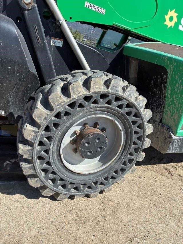 2017 JLG 1255-7