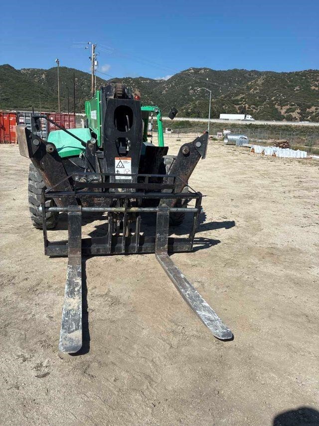 2017 JLG 1255-4