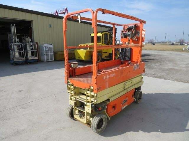 2016 JLG 1930ES-4