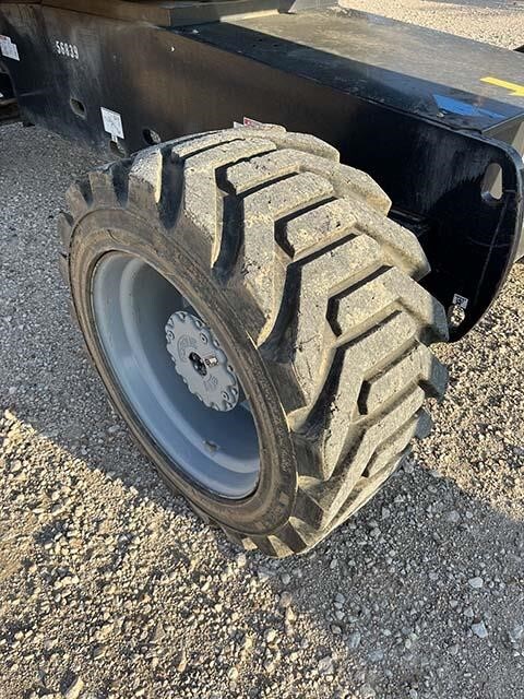 2018 Genie S-85XC-8