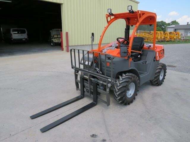 2026 SkyTrak 3013-8