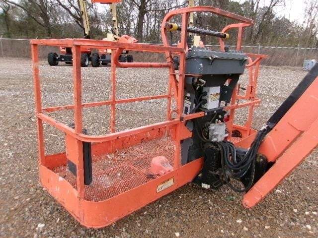 2017 JLG 660SJ-21