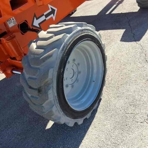 2017 JLG M600JP-6