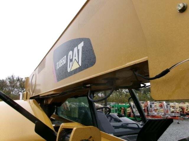 2019 CAT TL1055D-8