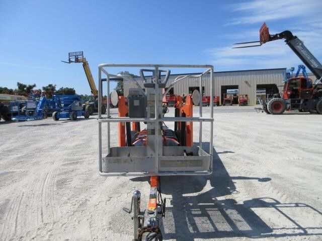 2018 JLG T350-7
