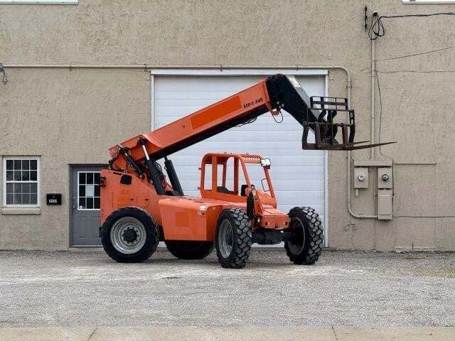 2016 SkyTrak 8042-3