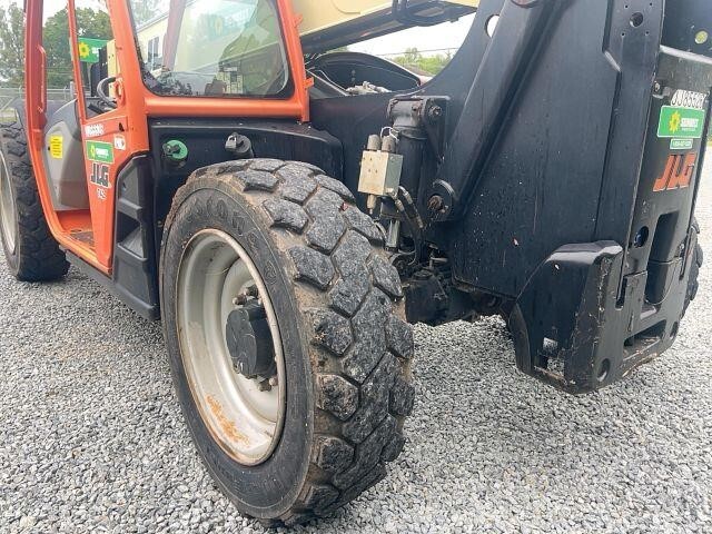 2018 JLG 742-12