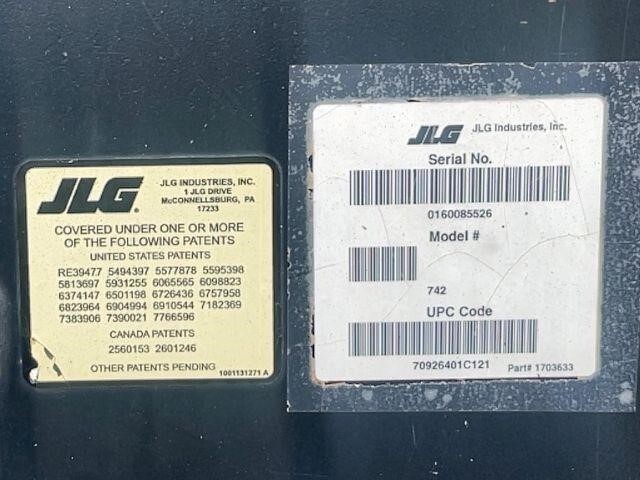 2018 JLG 742-26