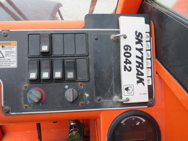 2015 SkyTrak 6042-18