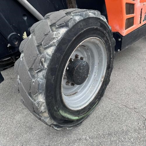 2019 JLG 1055-7