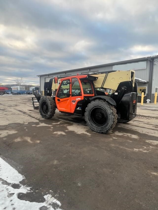 2017 JLG 1255-7