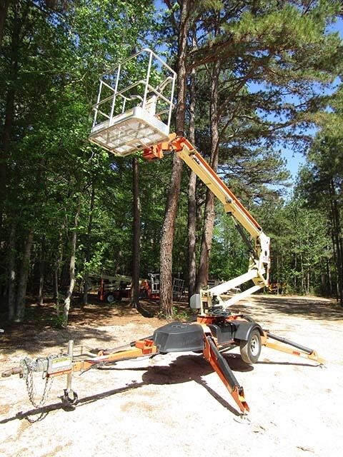 2019 JLG T350-10