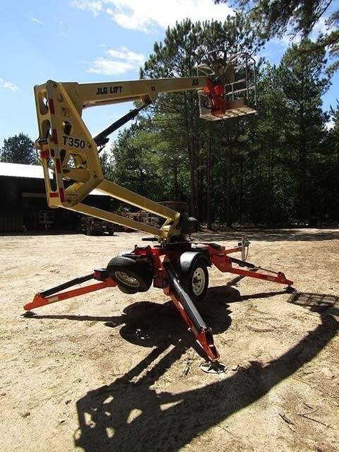 2019 JLG T350-12