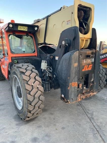 2017 JLG 1255-2