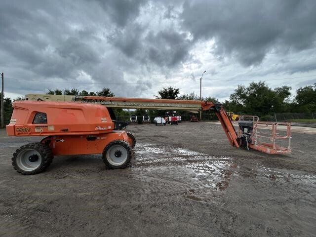 2021 JLG 660SJ