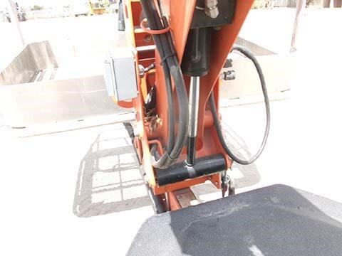 2019 JLG T350-19