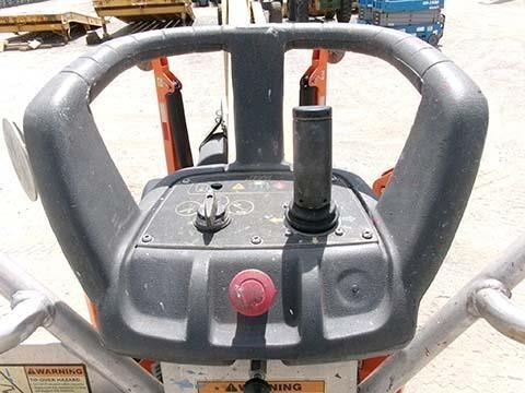 2019 JLG T350-16