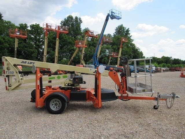 2019 JLG T350-5