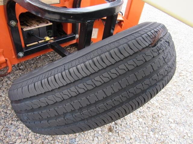 2019 JLG T350-17