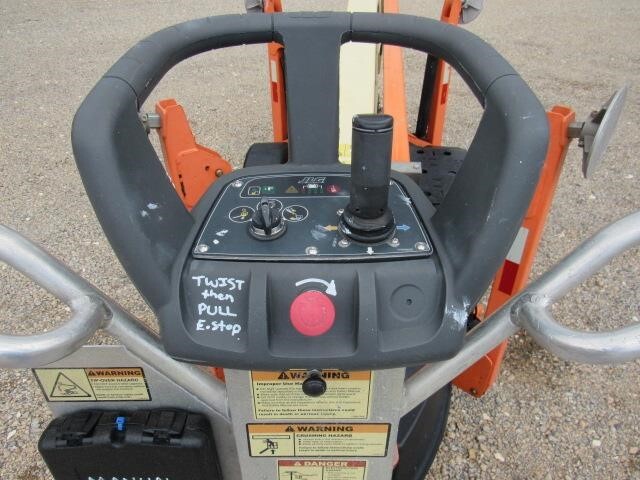 2019 JLG T350-11